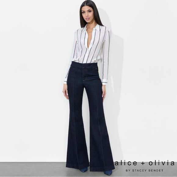 Alice + Olivia **NWT** The Trouser Flared Jean in Dark Rinse Denim - Picture 6 of 12